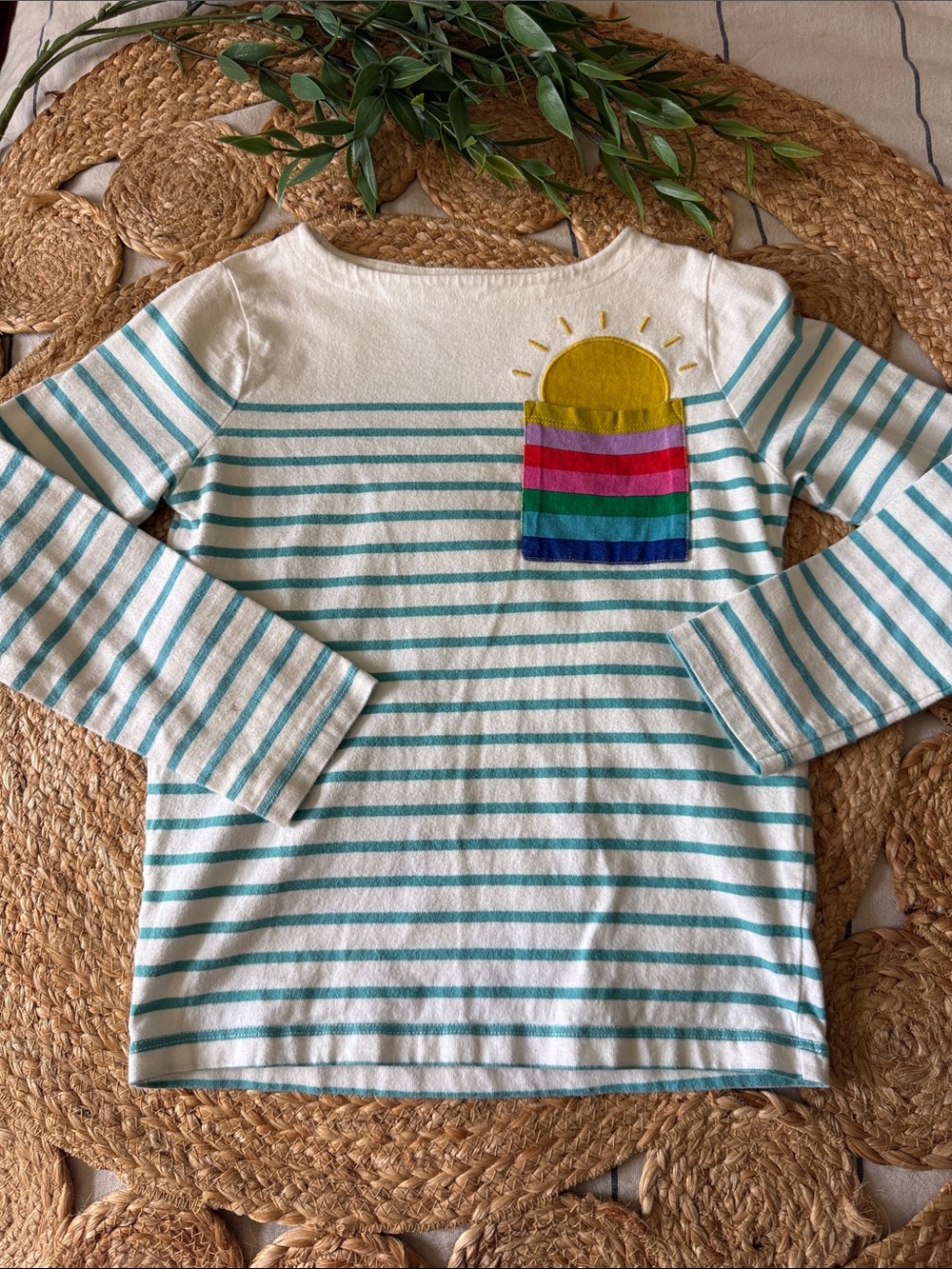 Mini boden Unisex Applique Sun Breton Top in Ivory/Moroccan Blue. 7-8